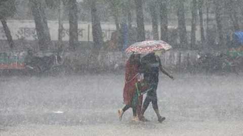 টানা ৫ দিন ভারী বর্ষণ হতে পারে যেসব অঞ্চলে