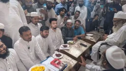 স্বরাষ্ট্রমন্ত্রী শাক দিয়ে মাছ ঢাকার চেষ্টা করছেন: নাসীরুদ্দীন পাটওয়ারী