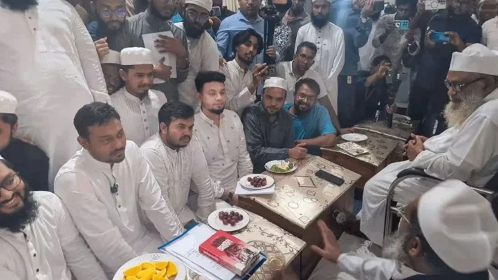 স্বরাষ্ট্রমন্ত্রী শাক দিয়ে মাছ ঢাকার চেষ্টা করছেন: নাসীরুদ্দীন পাটওয়ারী