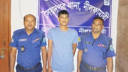 মাদক ছেড়ে স্বাভাবিক জীবনে ফিরতে চাই, থানায় আত্মসমর্পণ শুকুরের