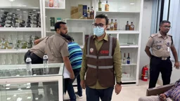 সালমান মুক্তাদিরের শ্বশুরের শুল্কমুক্ত মদের ৪ গুদাম সিলগালা
