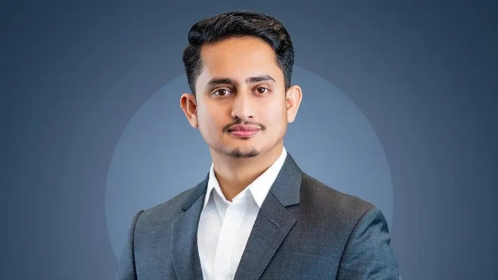 বিএনপি ও স্বরাষ্ট্রমন্ত্রীর গ্ৰিন সিগনালে ছাত্রলীগের মিটিং-মিছিল: সারজিস আলম