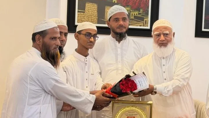 আন্তর্জাতিক কোরআন প্রতিযোগিতায় বিজয়ী ৪ হাফেজকে জামায়াত আমিরের সংবর্ধনা