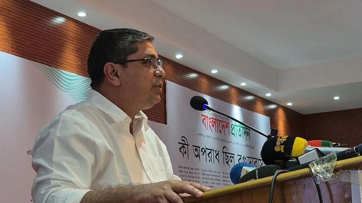 গোপালগঞ্জ ও বগুড়াকে প্রধানমন্ত্রী আলাদাভাবে দেখতে চান না: মীর শাহে আলম