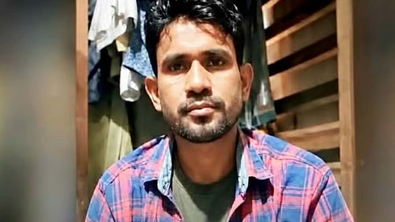 সাতক্ষীরায় যুবককে পিটিয়ে হত্যার ভিডিওতে বিএনপি-জামায়াতের নেতাকর্মী, দুই দলের ব্যাখ্যা