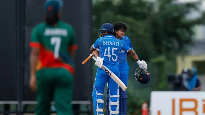 বাংলাদেশের বিপক্ষে রেকর্ডের পর রেকর্ড ভারতের