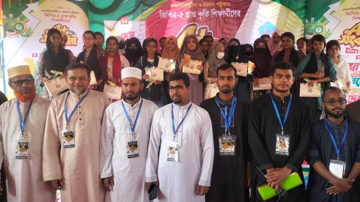 তরুণদের মেধা, সততা ও দেশপ্রেমে গড়ে উঠতে হবে: শিবির সভাপতি