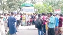 দুধ ব্যবসায়ীর লাশ রেখে মহাসড়ক অবরোধ, ২ কিমি যানজট