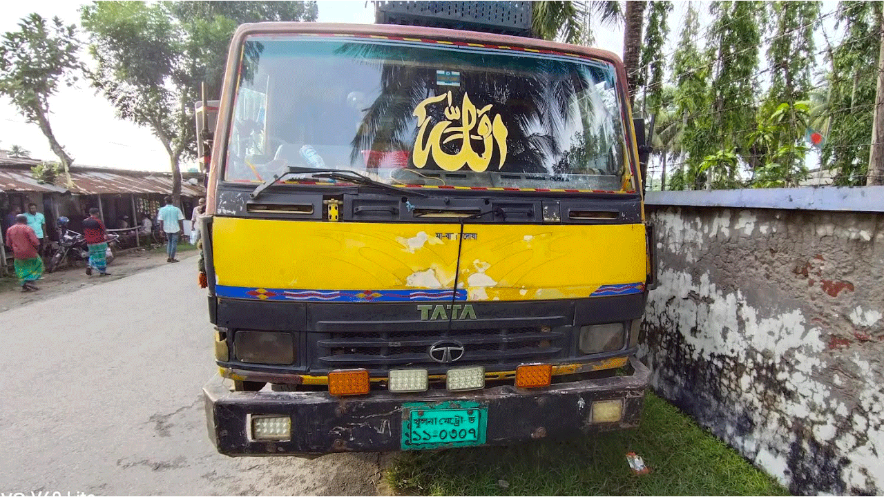 ট্রাকচাপায় ঝরল শিশুর প্রাণ, চালক আটক