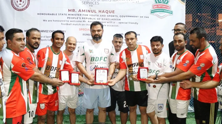 মালয়েশিয়ায় ফুটসাল ম্যাচে জয়ী ক্রীড়া প্রতিমন্ত্রীর দল