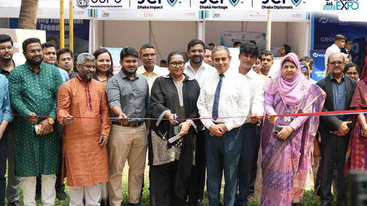 চাকরি-ইন্টার্নশিপের হাজারো সুযোগ, স্টামফোর্ডে জমজমাট ‘ক্যারিয়ার এক্সপো ২০২৬’