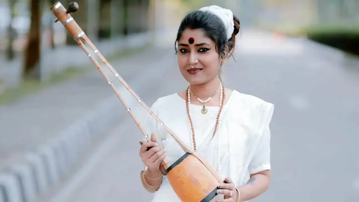 লালনের গান নিয়ে বিশ্বমঞ্চে যাচ্ছেন রাজবাড়ীর সূচনা