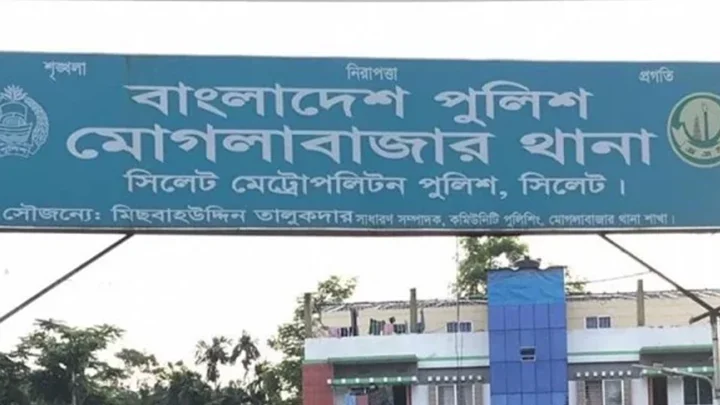সন্তান মারা যাচ্ছে কিন্তু ছুটি চেয়েও পাননি পুলিশ সদস্য মামুনুর রশিদ