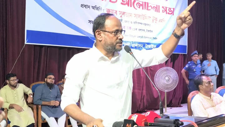 দেশকে অস্থিতিশীল করার ষড়যন্ত্র করছে স্বৈরাচারের দোসররা: প্রাণিসম্পদ প্রতিমন্ত্রী