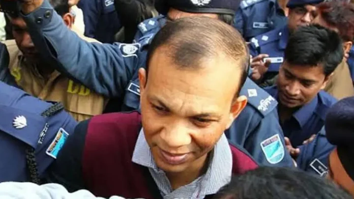 রাতে ‘বাতি নিভিয়ে’ সাবেক সেনা কর্মকর্তা তারেক সাঈদকে পেটানোর অভিযোগ