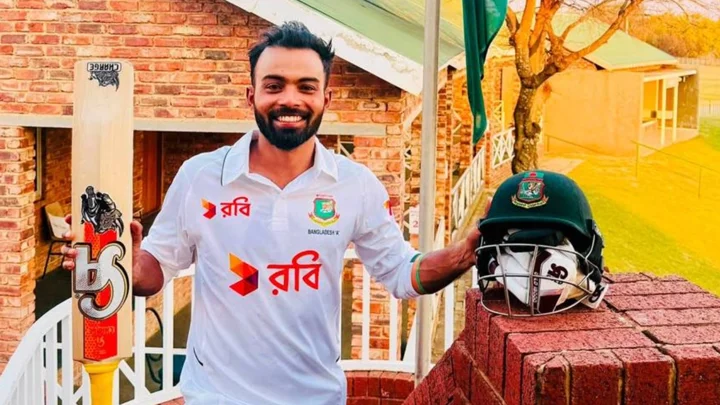 দক্ষিণ আফ্রিকায় ডাবল সেঞ্চুরিতে সাকিব-মুশফিকের পাশে হৃদয়