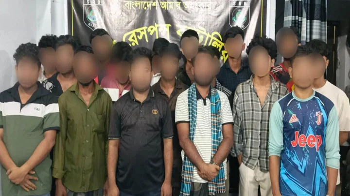 মালয়েশিয়ায় পাচারের চেষ্টা, টেকনাফে তালাবদ্ধ বাড়ি থেকে ১৭ জন উদ্ধার