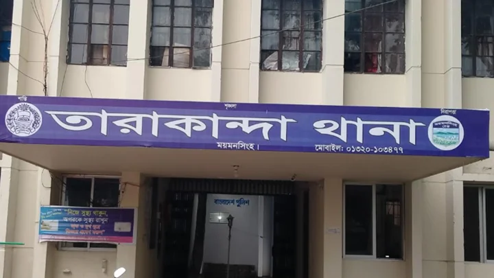 মায়ের চোখের সামনে প্রাণ গেল দুই মেয়ের 