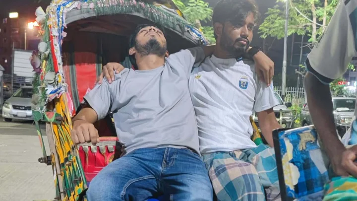 তিতুমীর কলেজে সাংবাদিককে মারধরের অভিযোগ