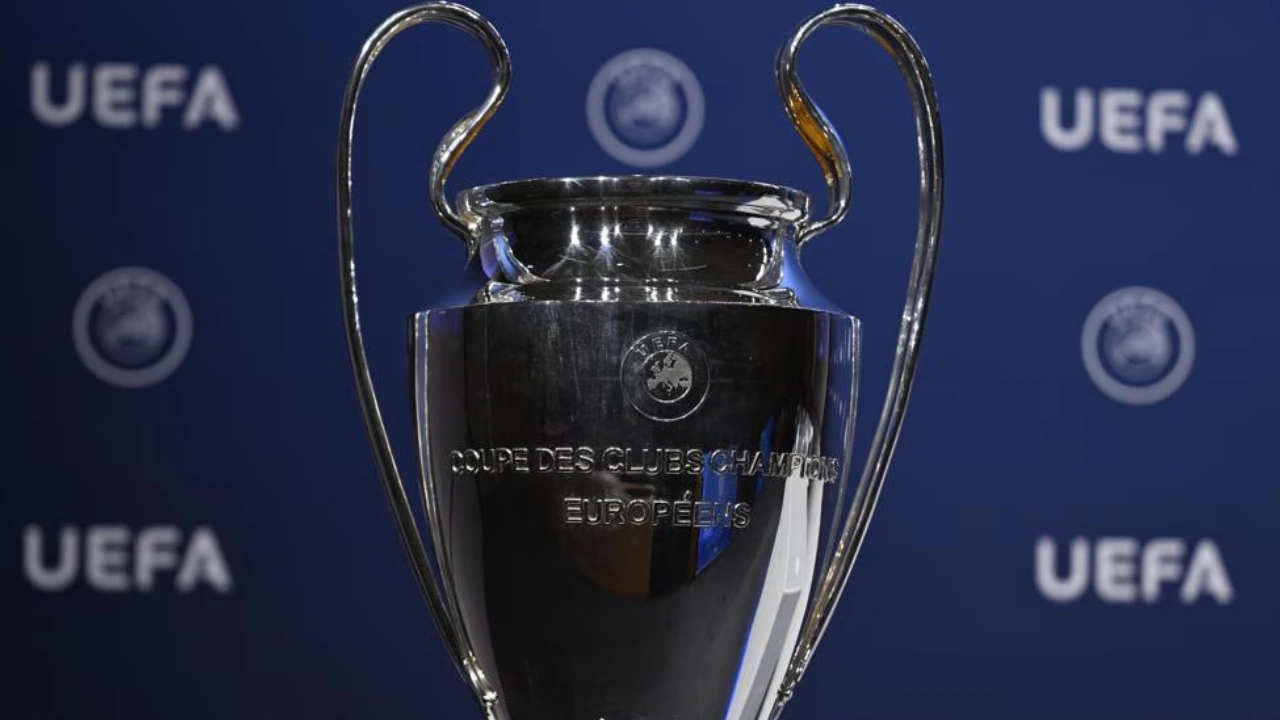 ucl trophy