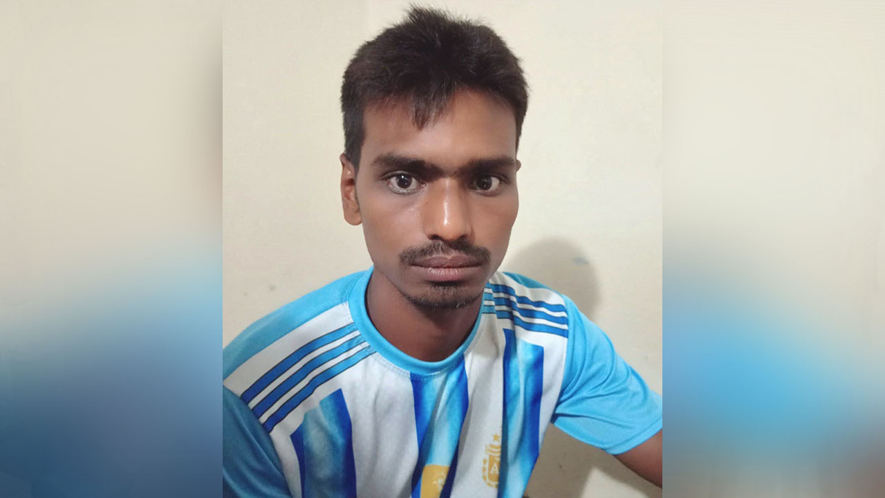 নিখোঁজের দুই দিন পর বাঁওড়ে মিলল ভ্যানচালকের মরদেহ