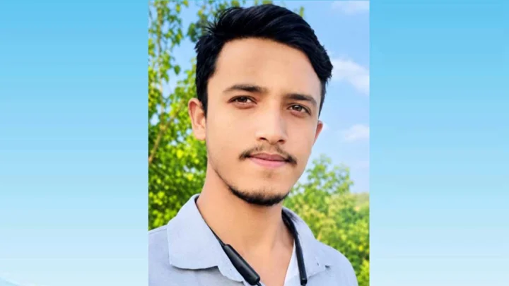 অভিমানের পর ফেসবুকে স্টোরি, হাসপাতালে কলেজছাত্রের মৃত্যু