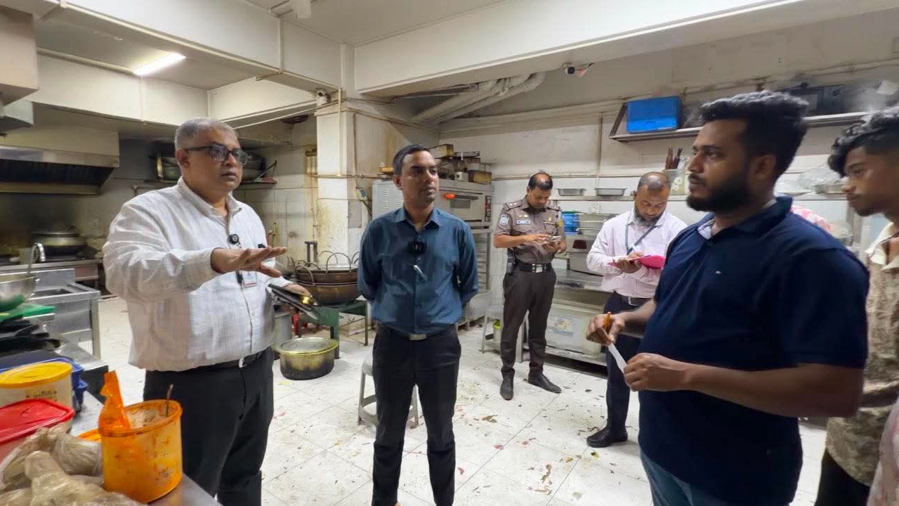 গুলশানে আবাসিক ভবনের পার্কিংয়ে ক্যাটারিং সার্ভিস, লাখ টাকা জরিমানা