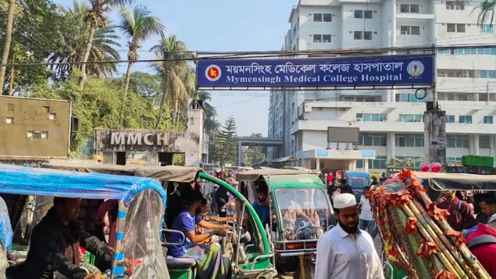 আগুন আতঙ্কে ছাড়পত্র ছাড়াই হাসপাতাল ছেড়েছেন অনেক রোগী