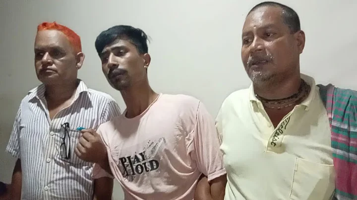 মুচলেকা নিয়ে সিদ্ধার্থের বাবা-ভাইকে ছাড়ল ডিবি