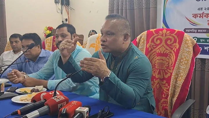 চলতি বছর ৪৫ হাজার স্বাস্থ্যকর্মী নিয়োগ দেবে সরকার