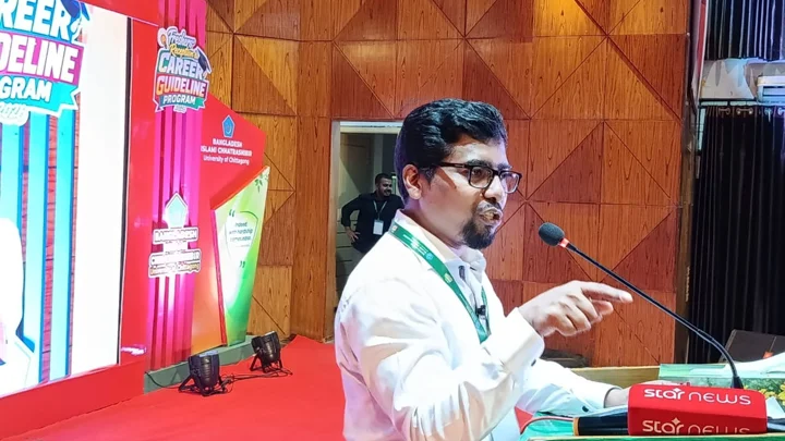 আন্দোলন করে হলেও শতভাগ আবাসন নিশ্চিত করতে হবে