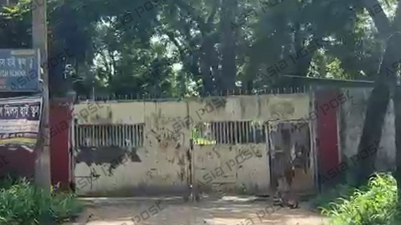 বন্ধ আশরাফ টেক্সটাইল মিলস। ছবি : এশিয়া পোস্ট