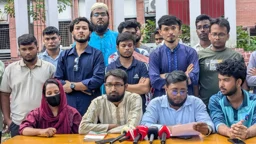 সেন্ট্রাল ইউনিভার্সিটির অন্তর্ভুক্তির দাবি ২০২১-২২ সেশনের শিক্ষার্থীদের