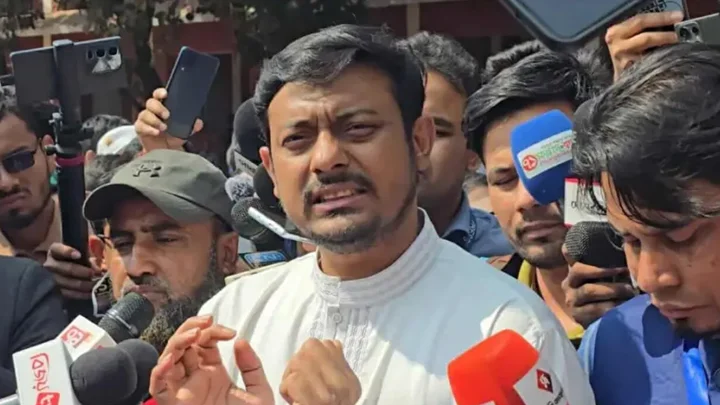 কারও হাত, কারও পা ভেঙে দেওয়া হয়েছে: নাসীরুদ্দীন পাটওয়ারী