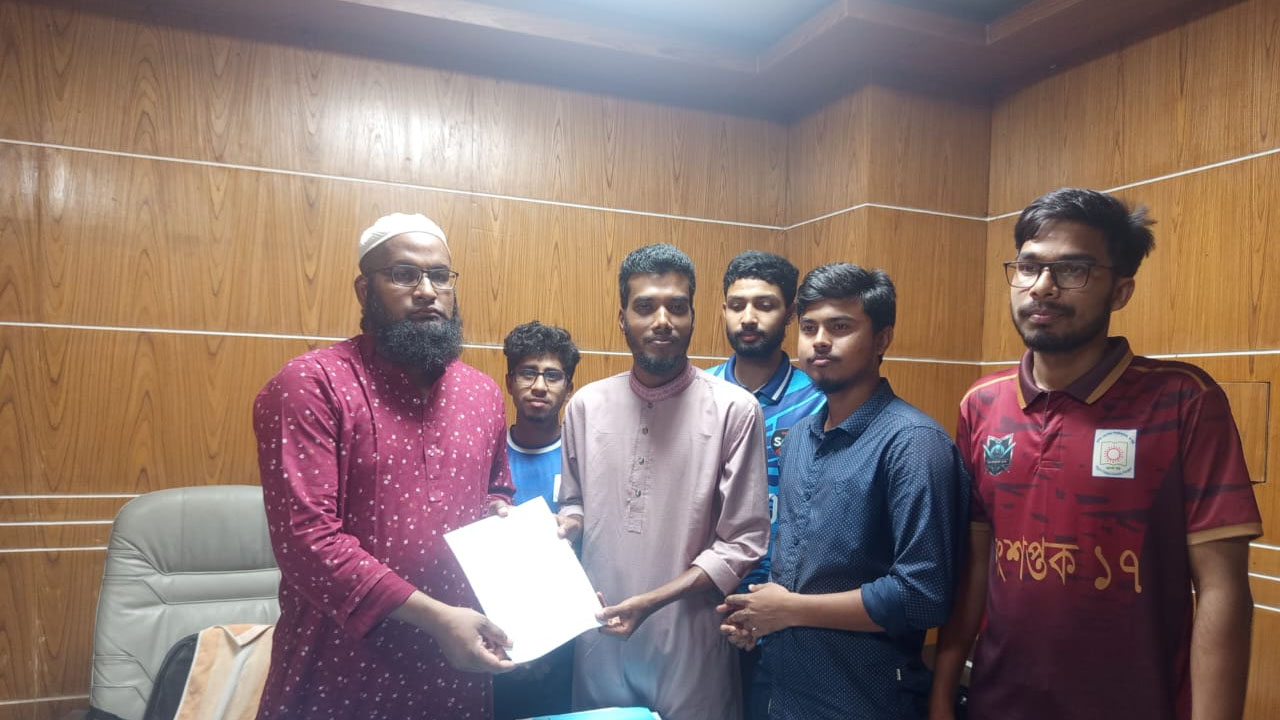 বেরোবিতে পাঁচ দফা দাবিতে প্রশাসনের কাছে শিবিরের স্মারকলিপি