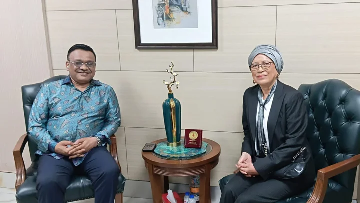বাংলাদেশ সফরে মালয়েশিয়ার ইউসিএসআই ইউনিভার্সিটি উপাচার্য